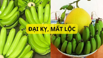 Tại sao không ghép 2 nải chuối để thắp hương?